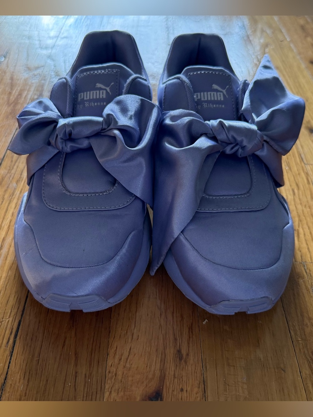 Fenty x Puma Bow sneakers Women’s 7 Lavender